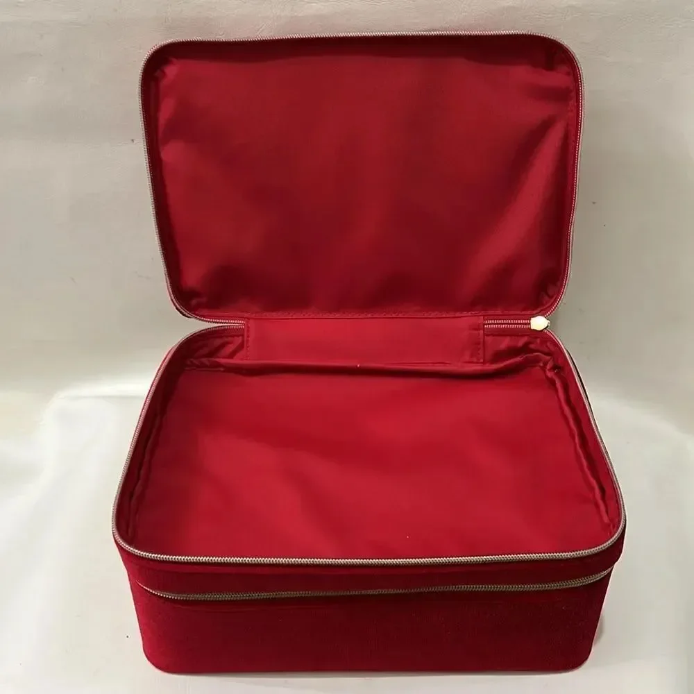 Estée Lauder Red Velvet Makeup Train Case Bow Handle 11 X 7 In 5 1/2 In Tall